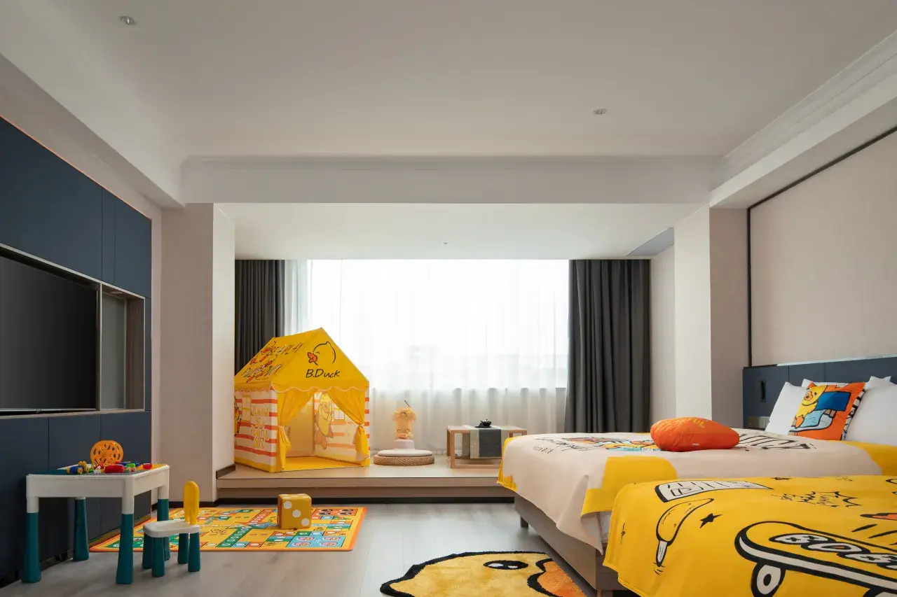 LiCLOUDS HOTEL (120)