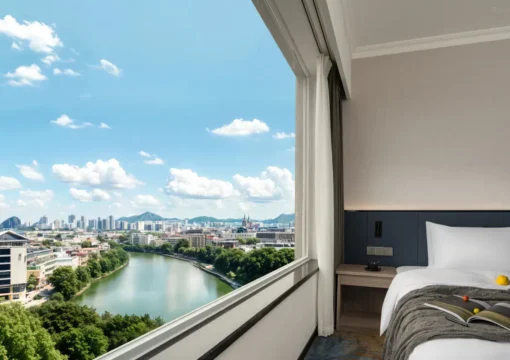 Linyu Street-View Two-Bedroom (Five-Person Family + TV Projection)